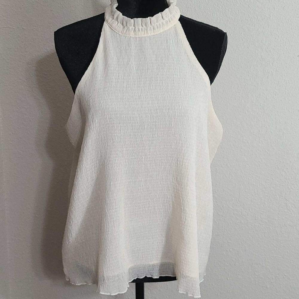 Blush Noir top with keyhole back
